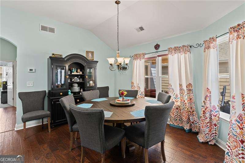 315 Winthrope Drive Woodstock - Photo 10