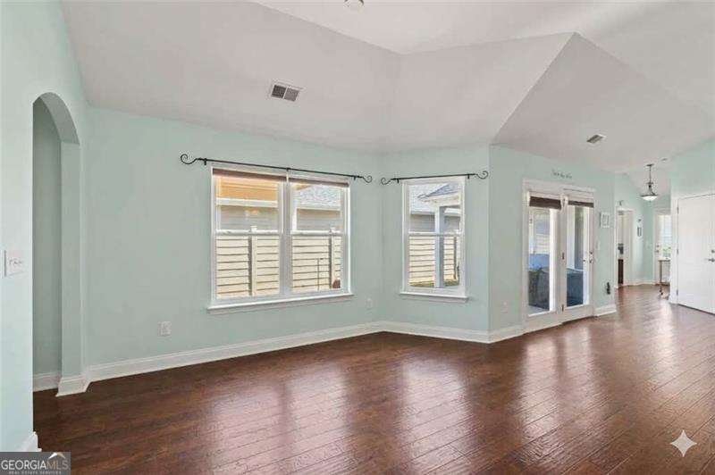 315 Winthrope Drive Woodstock - Photo 13