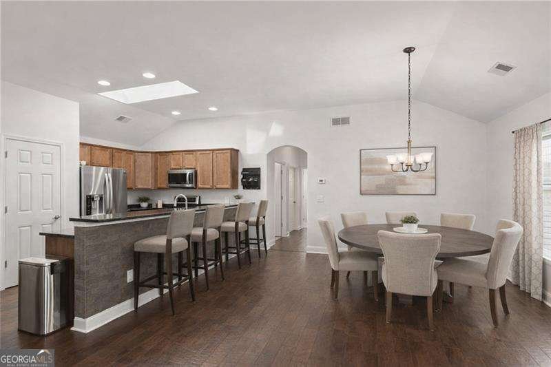 315 Winthrope Drive Woodstock - Photo 8