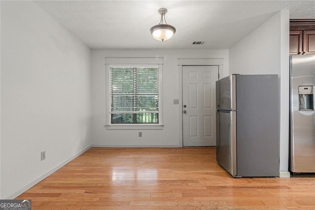 219 Park Avenue Woodstock - Photo 12