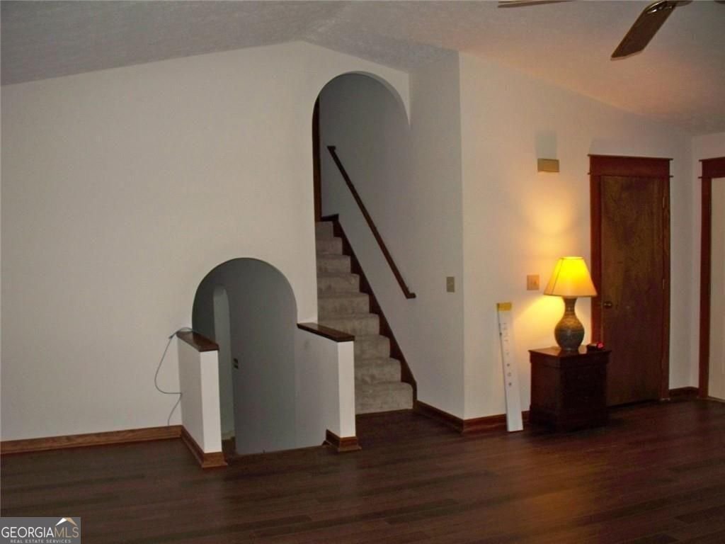 219 Park Avenue Woodstock - Photo 9