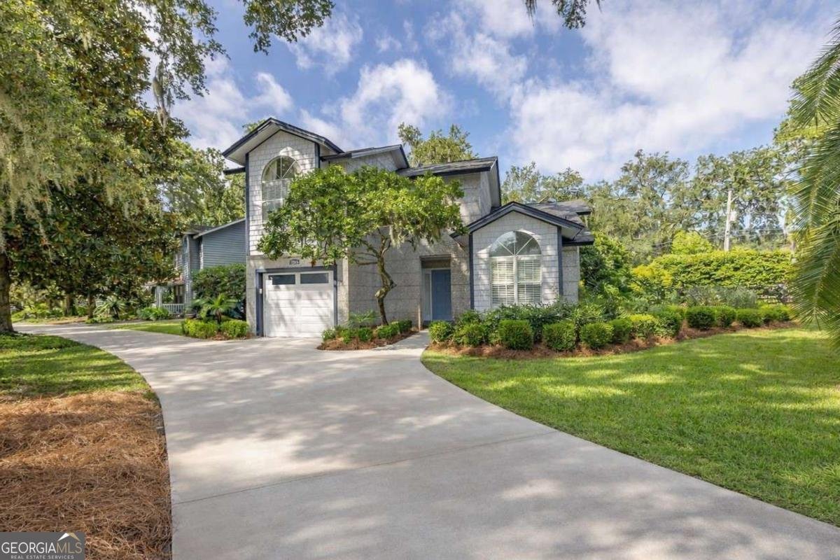 203 Grand Oaks Circle St. Simons - main photo