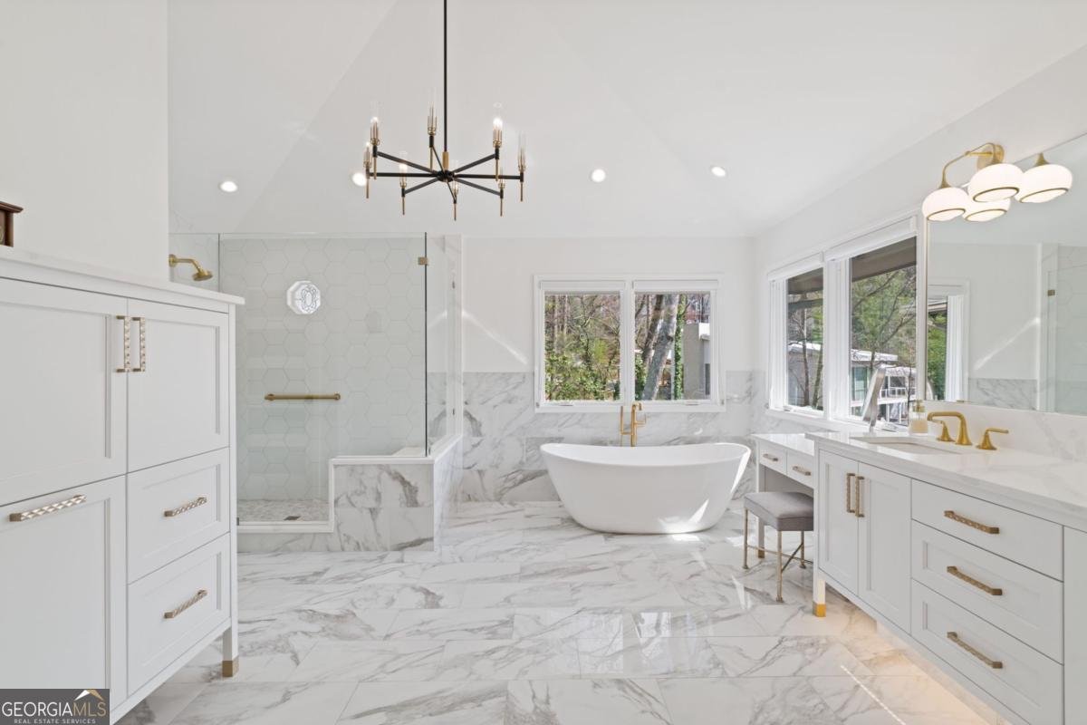 594 Hilltop Lane Berkeley Lake - Photo 20