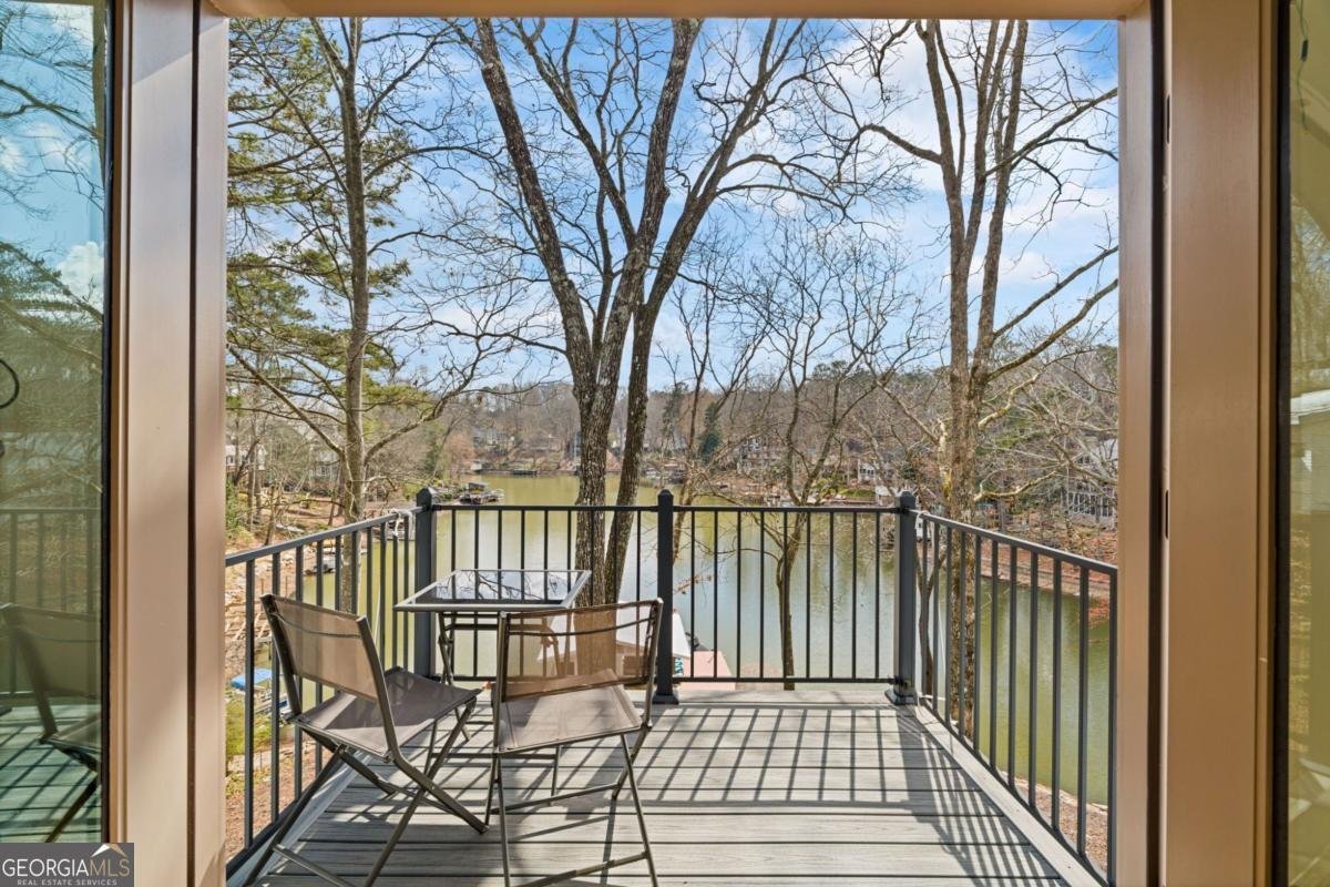 594 Hilltop Lane Berkeley Lake - Photo 24