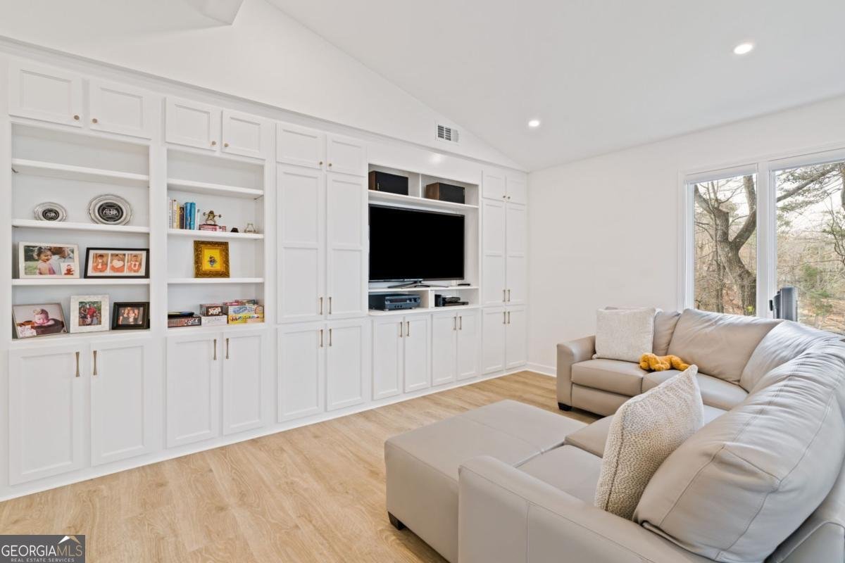 594 Hilltop Lane Berkeley Lake - Photo 30