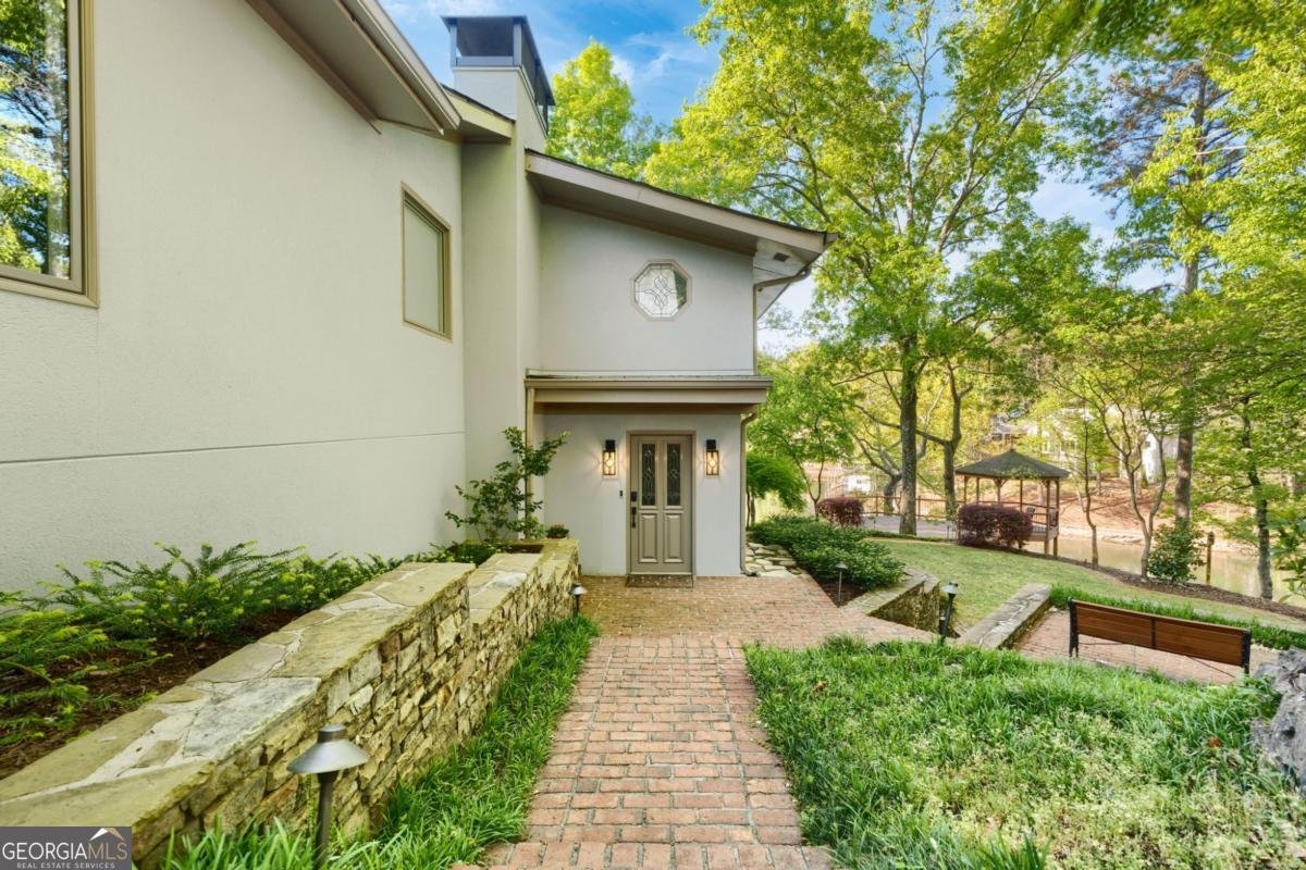 594 Hilltop Lane Berkeley Lake - Photo 34