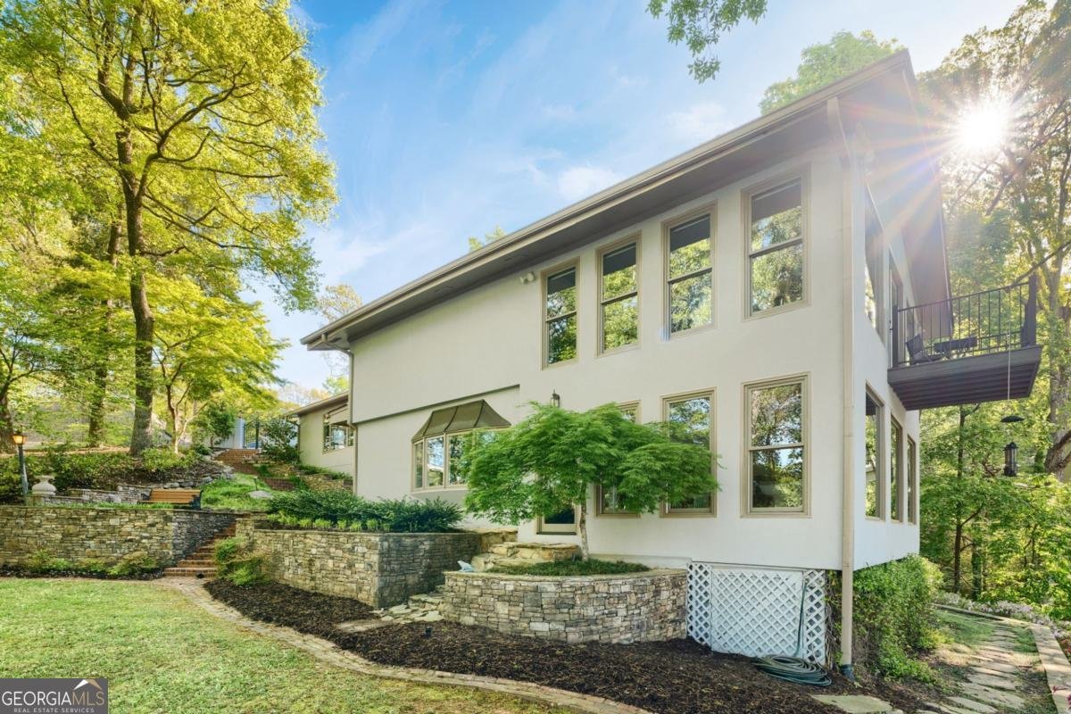 594 Hilltop Lane Berkeley Lake - Photo 37