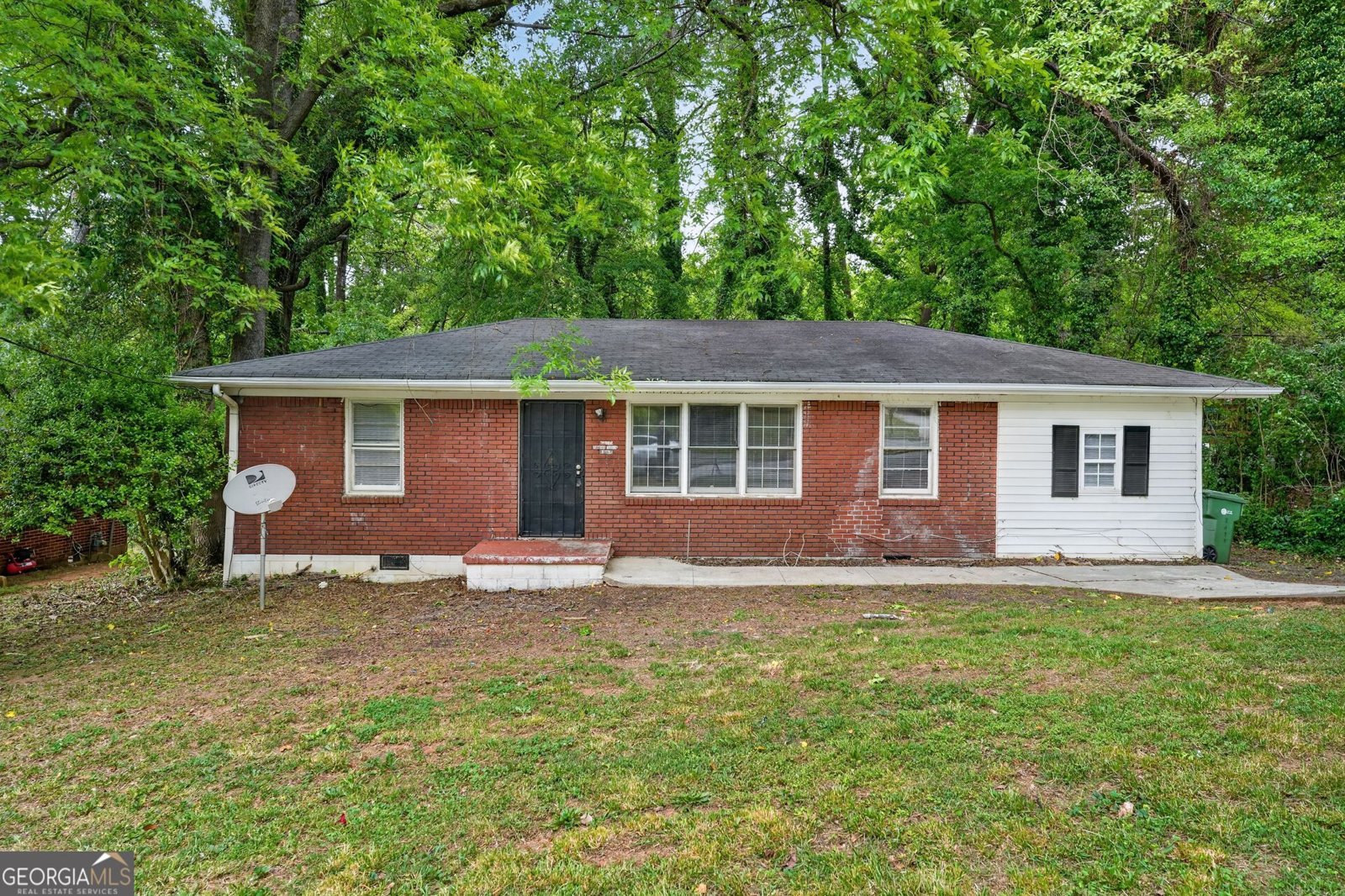 2416 Meadow Park Drive Atlanta - Photo 1