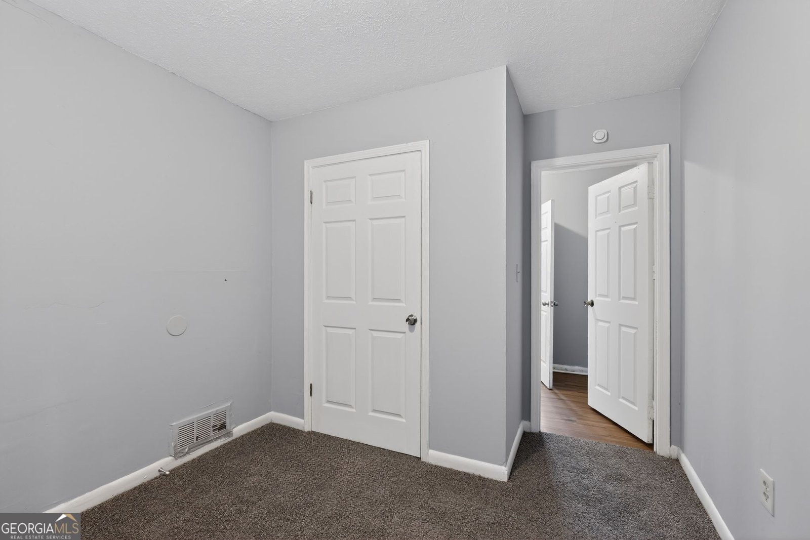 2416 Meadow Park Drive Atlanta - Photo 10