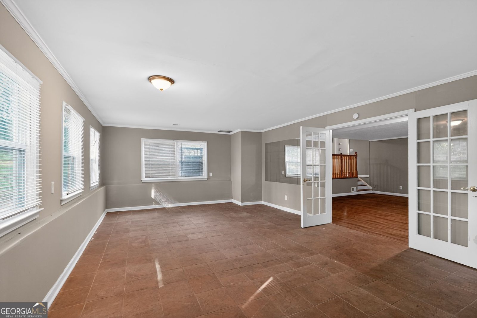 523 Barbashela Circle Stone Mountain - Photo 9