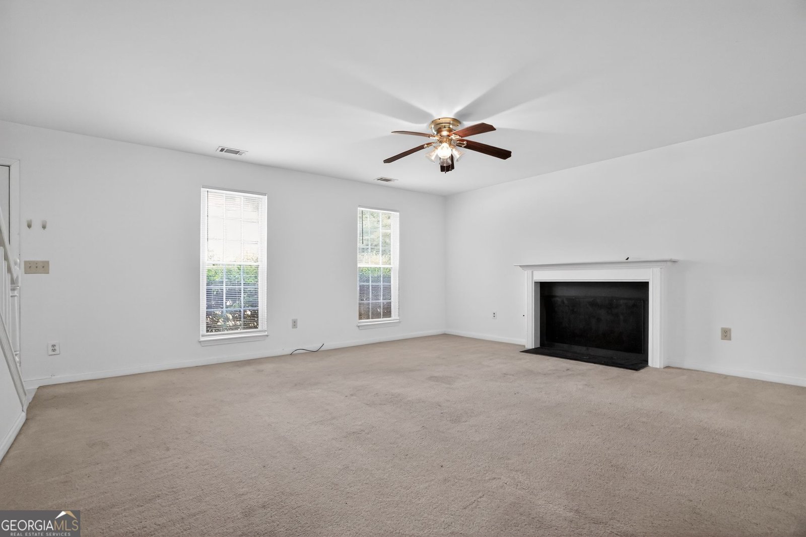 5423 Forest Place Stone Mountain - Photo 6