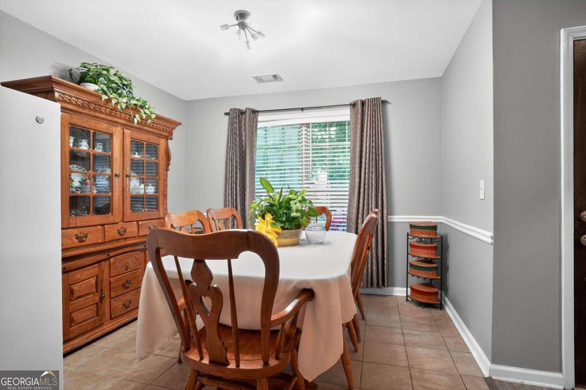 932 Creek Bottom Road Loganville - Photo 11