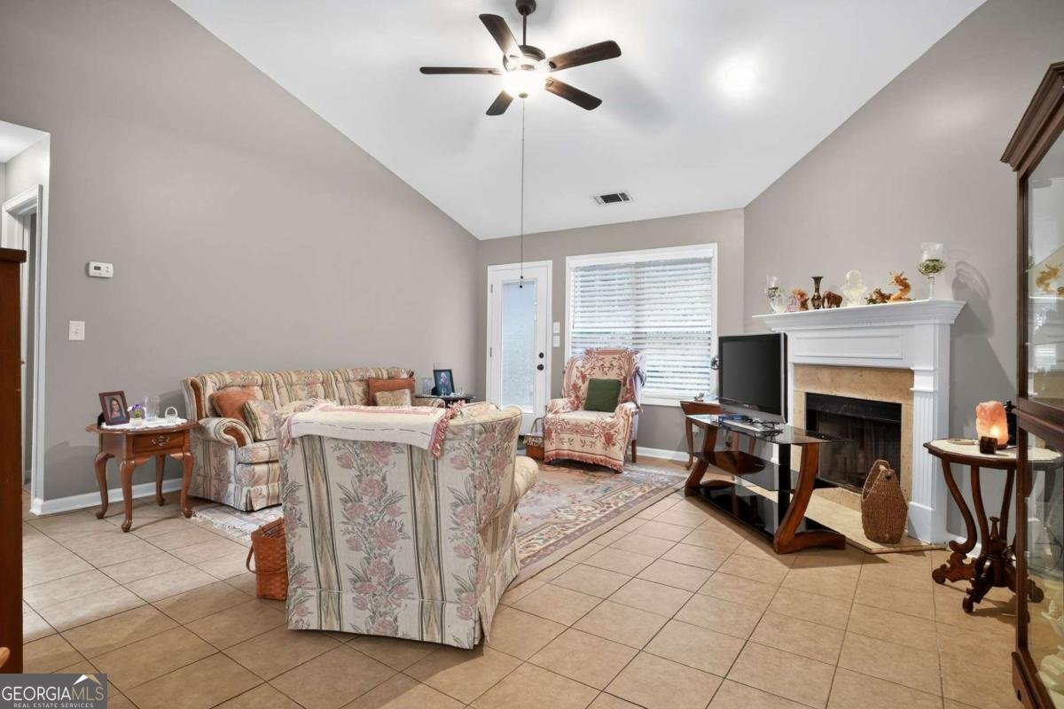 932 Creek Bottom Road Loganville - Photo 14