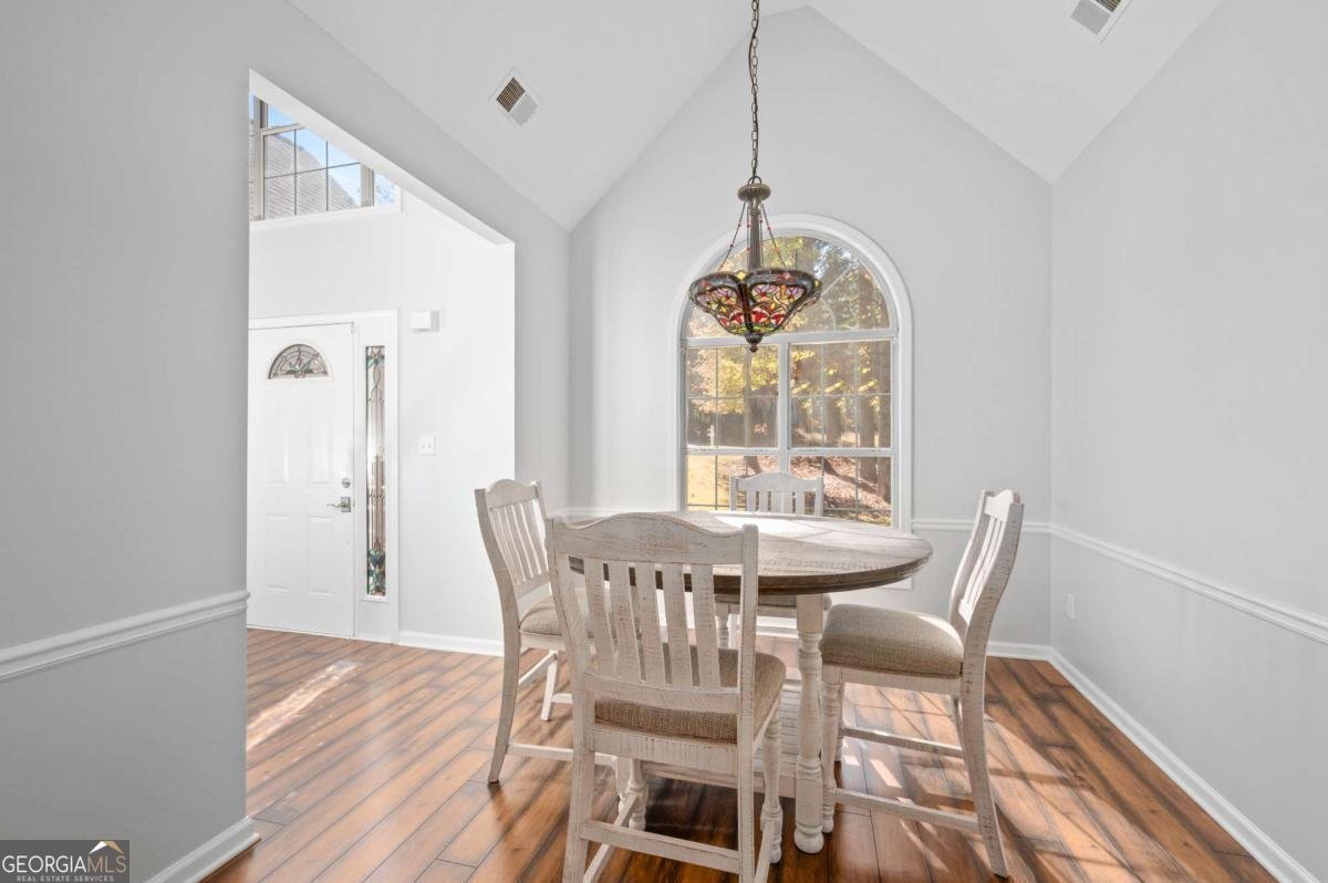 9530 Bonsall Circle Gainesville - Photo 6