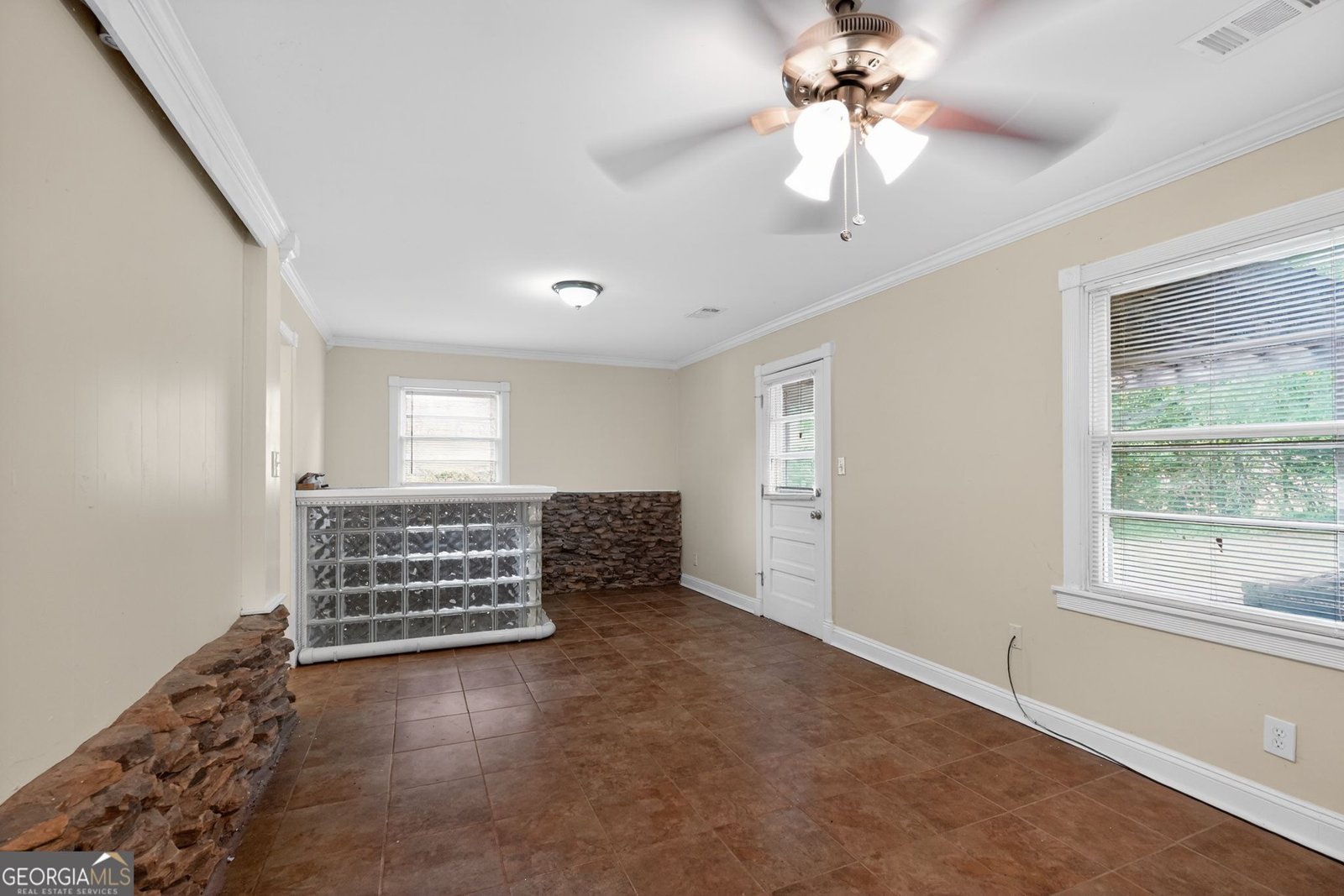 331 Barbashela Drive Stone Mountain - Photo 6