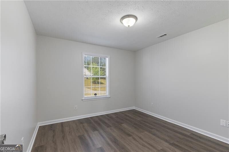 150 Fairclift Drive Covington - Photo 10