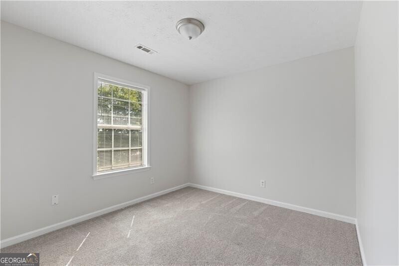 150 Fairclift Drive Covington - Photo 17