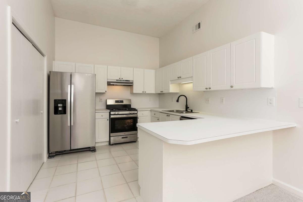 2139 Meadowview Court Conyers - Photo 11