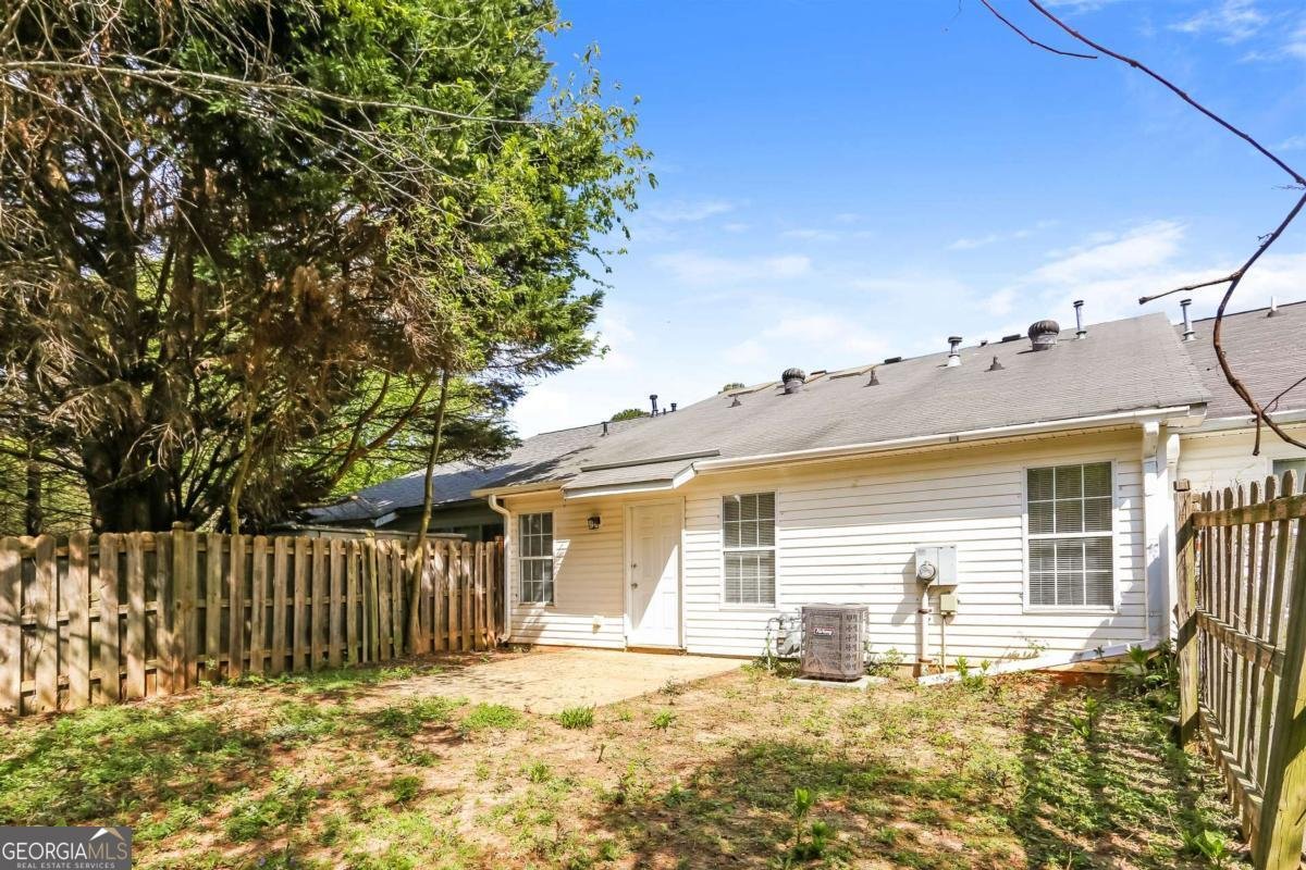 2139 Meadowview Court Conyers - Photo 17