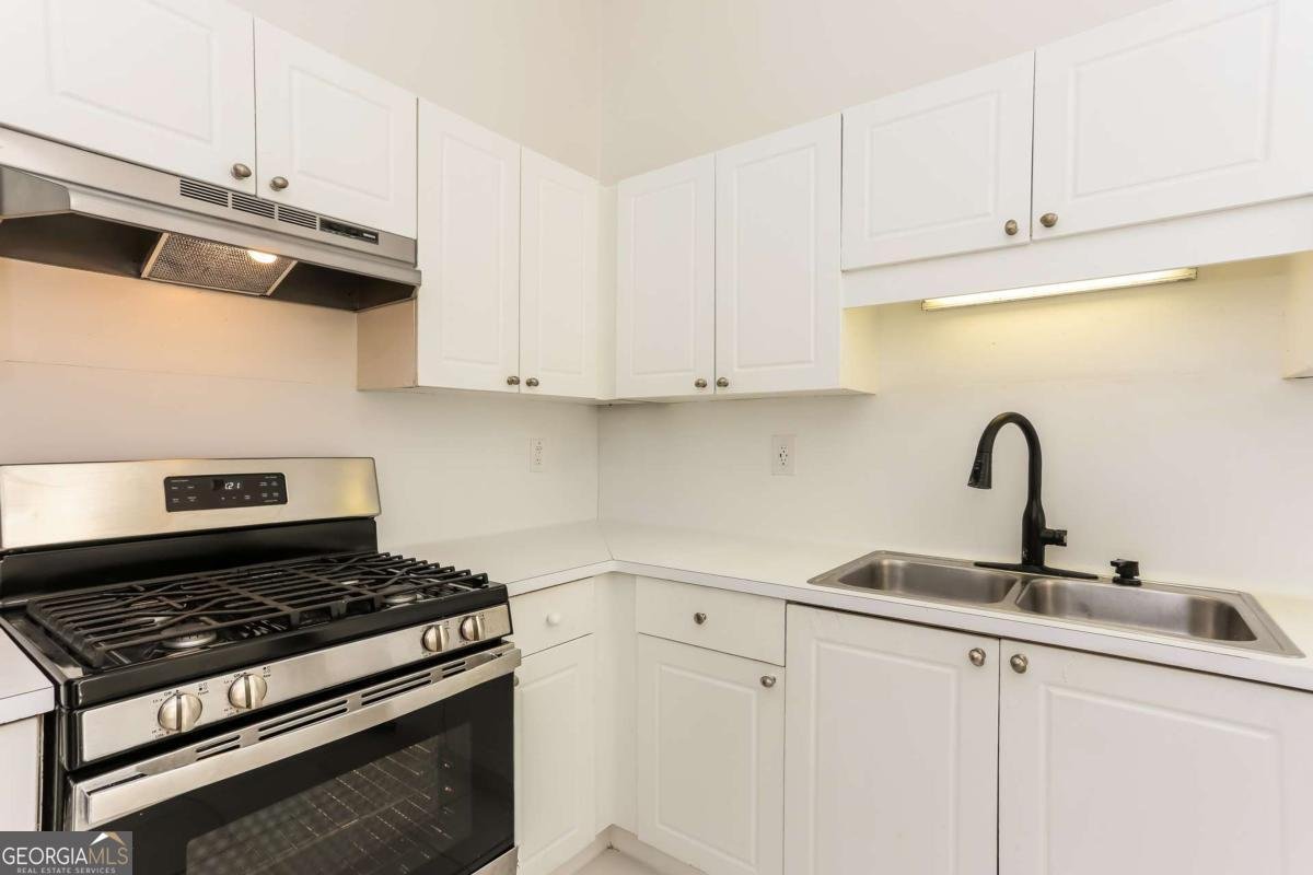 2139 Meadowview Court Conyers - Photo 9