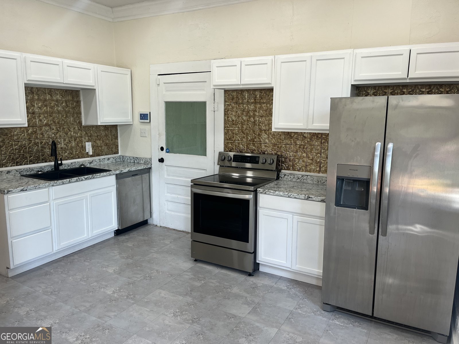 320 Gordon Street Thomaston - Photo 10