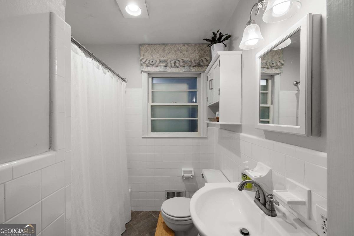 338 Virginia Lane Hull - Photo 29