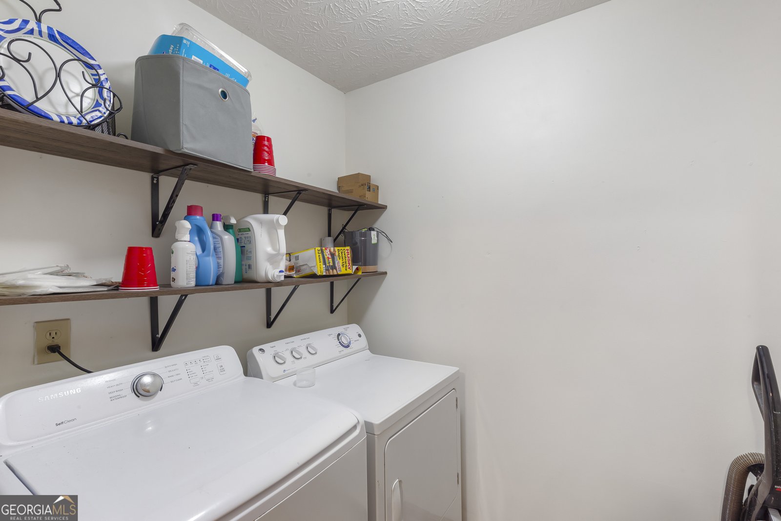 5525 Dorsett Shoals Lane Douglasville - Photo 12