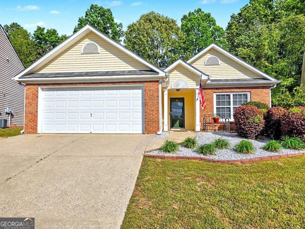 209 Diamond Valley Pass Canton - Photo 1