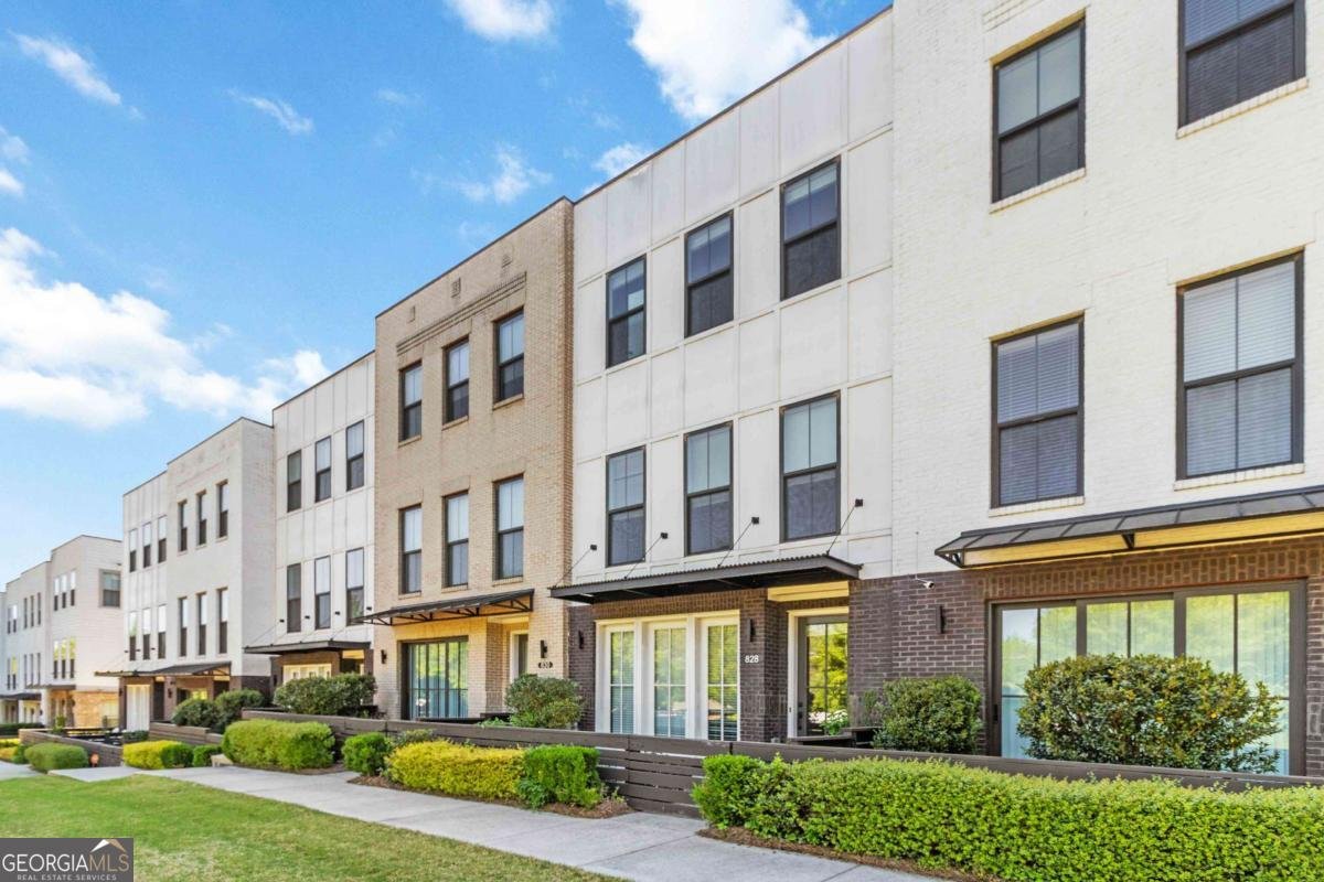 828 Constellation Drive Decatur - Photo 1