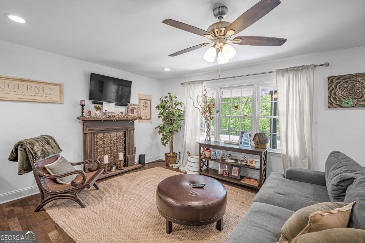 2383 Sperin Road Ball Ground - Photo 8