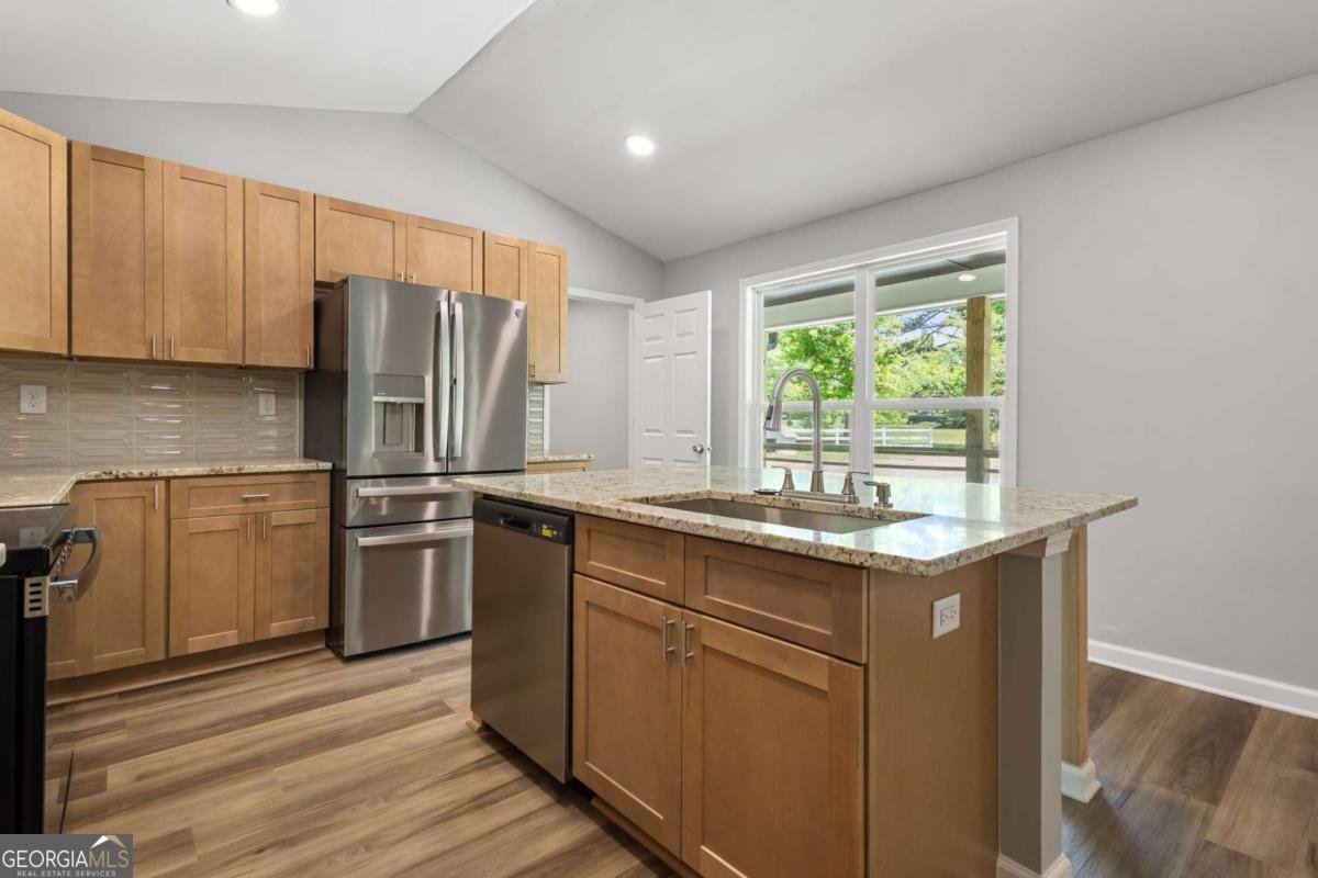 1200 Humphries Road Conyers - Photo 7