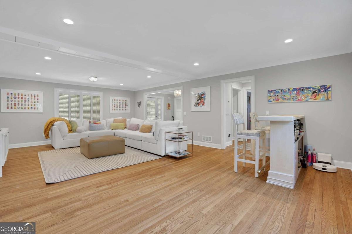 3873 Chamblee Dunwoody Road Atlanta - Photo 8