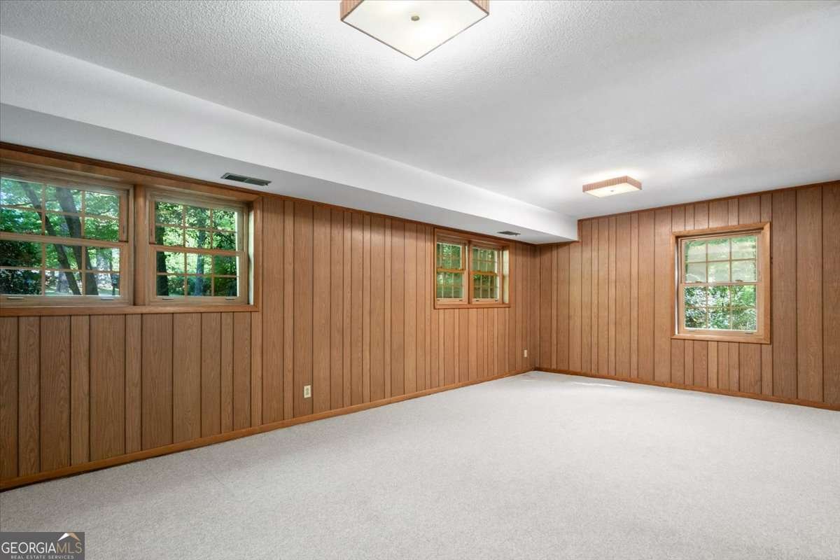 155 Crestwood Drive Athens - Photo 36