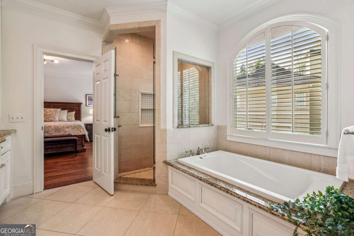 12090 Meadows Lane Johns Creek - Photo 8