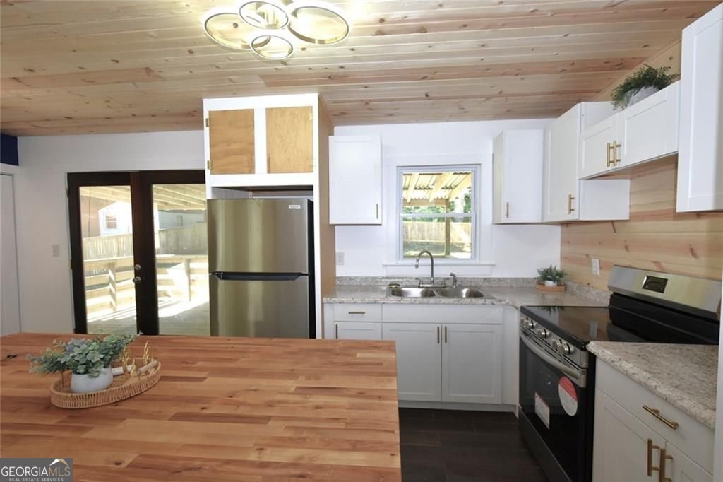 2030 Sanders Drive Austell - Photo 8