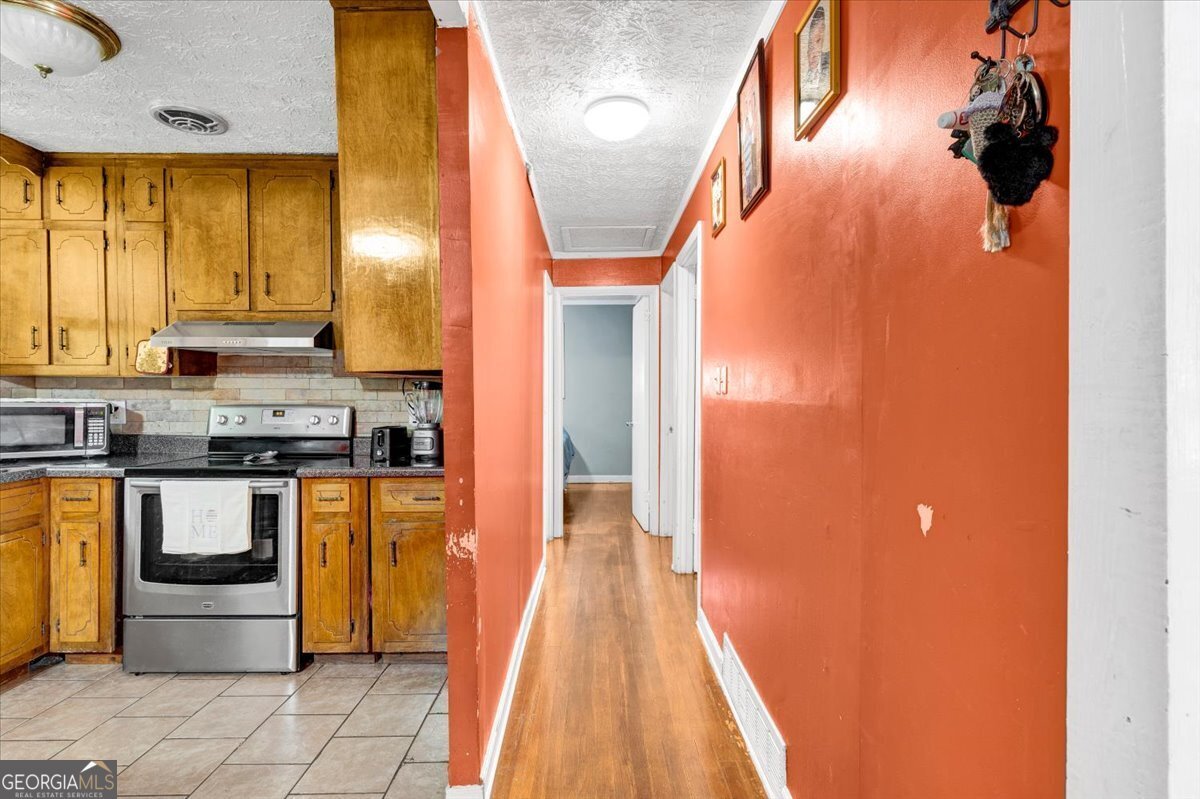 2123 Westover Drive East Point - Photo 9