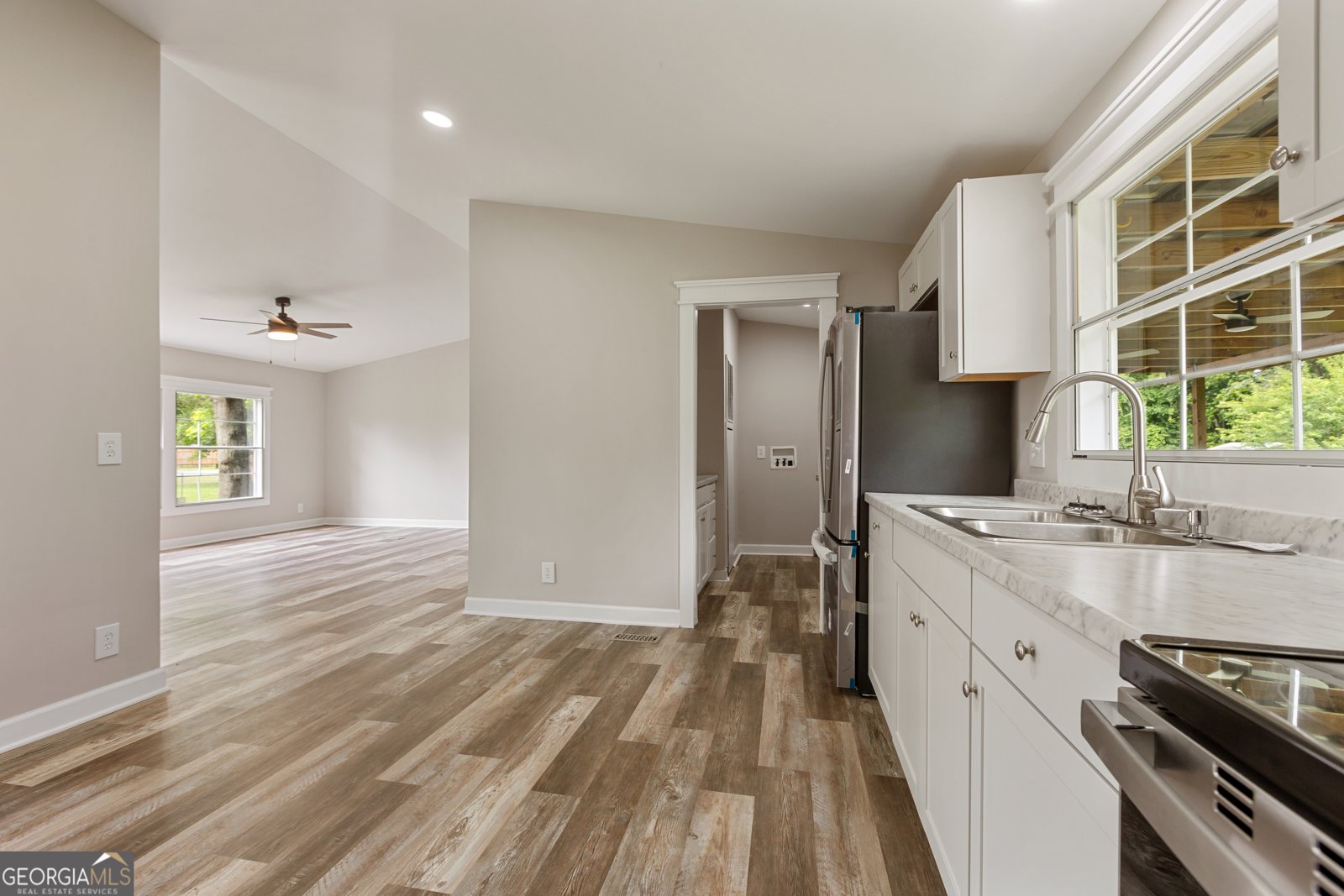 160 Sarah Drive Brunswick - Photo 10