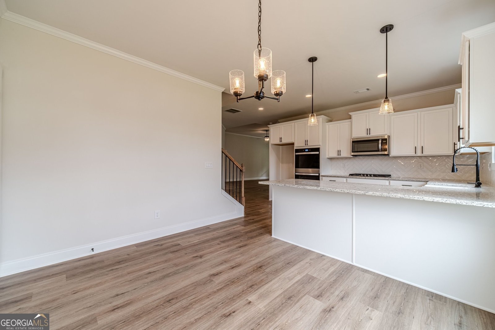 215 Pinewood Drive Covington - Photo 14