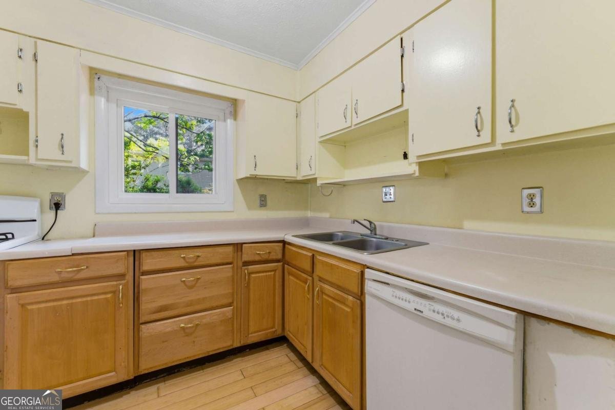 1303 Cottonwood Court Kennesaw - Photo 14