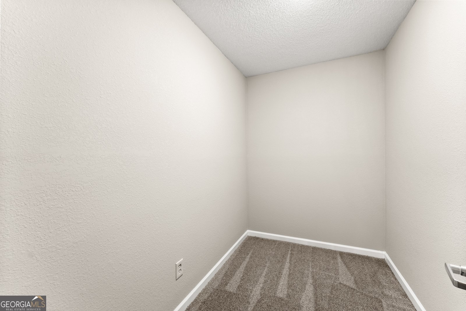 438 Dixon Drive Cleveland - Photo 18