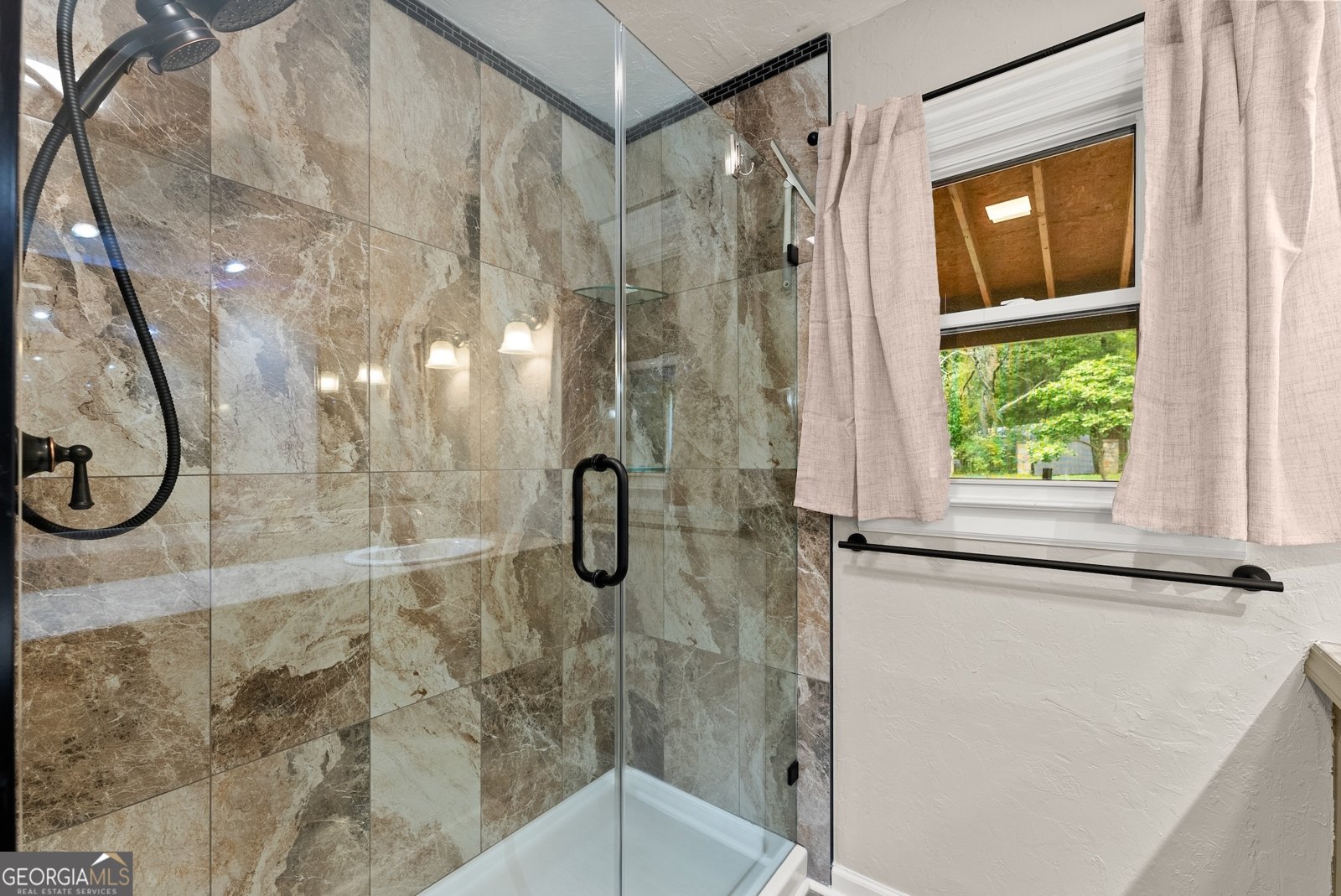 438 Dixon Drive Cleveland - Photo 21