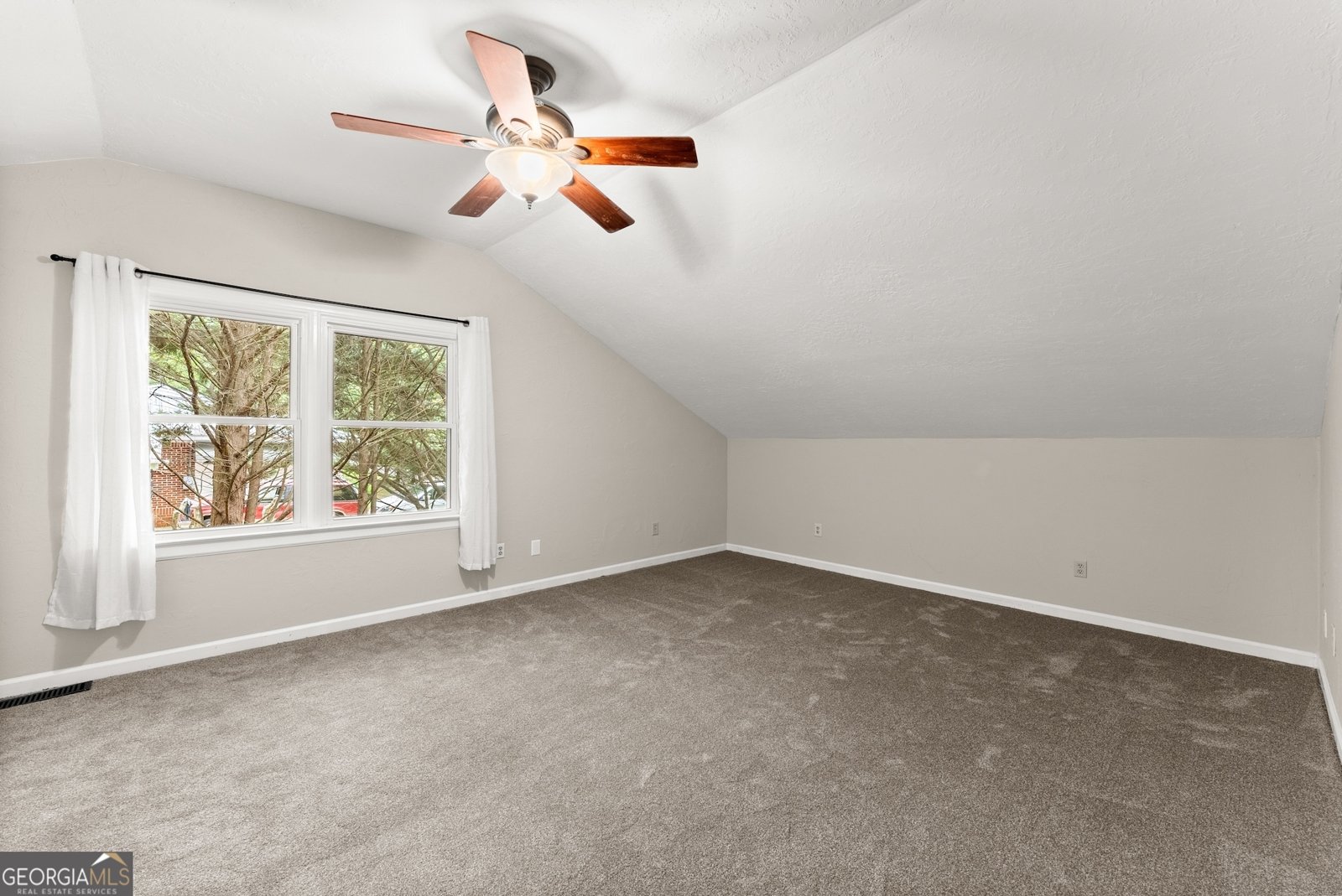 438 Dixon Drive Cleveland - Photo 36