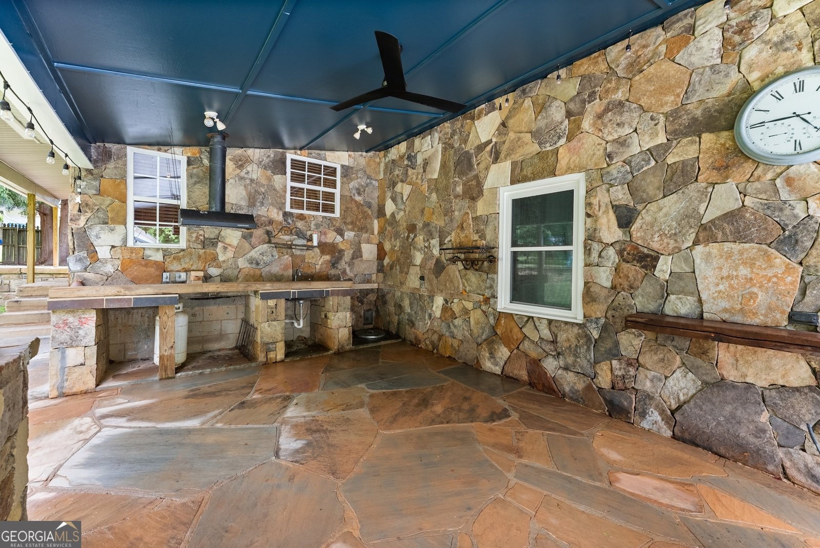 438 Dixon Drive Cleveland - Photo 46