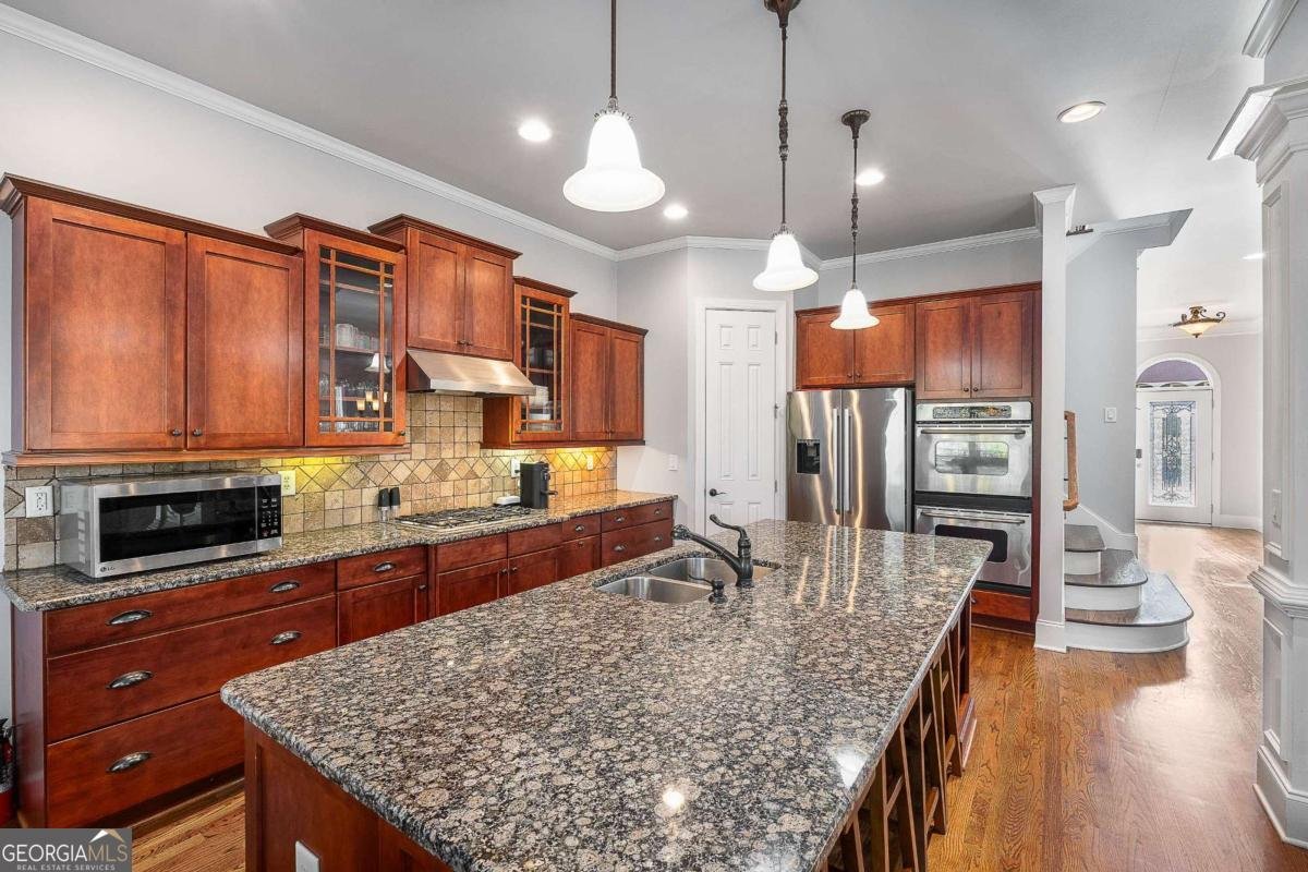 679 Crystal Cove Court Loganville - Photo 10