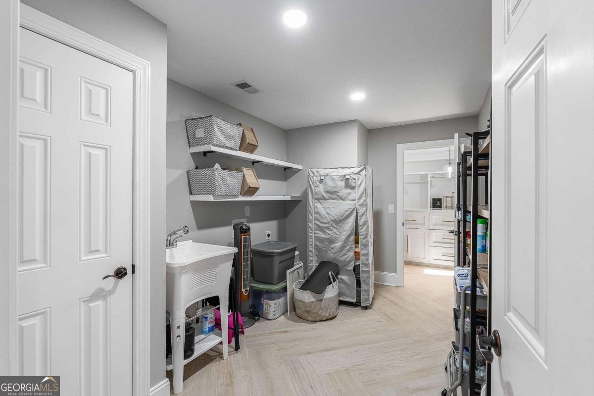 679 Crystal Cove Court Loganville - Photo 22