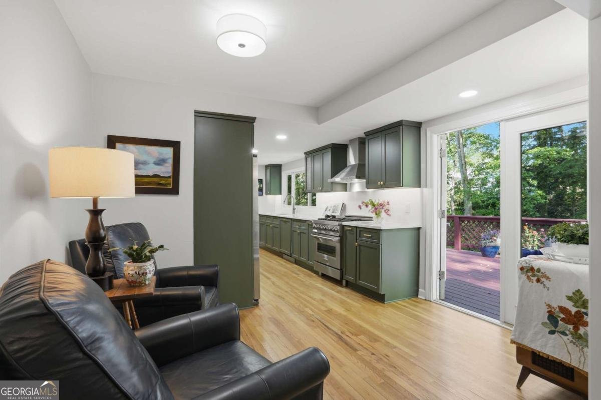 135 Beechwood Trail Roswell - Photo 9