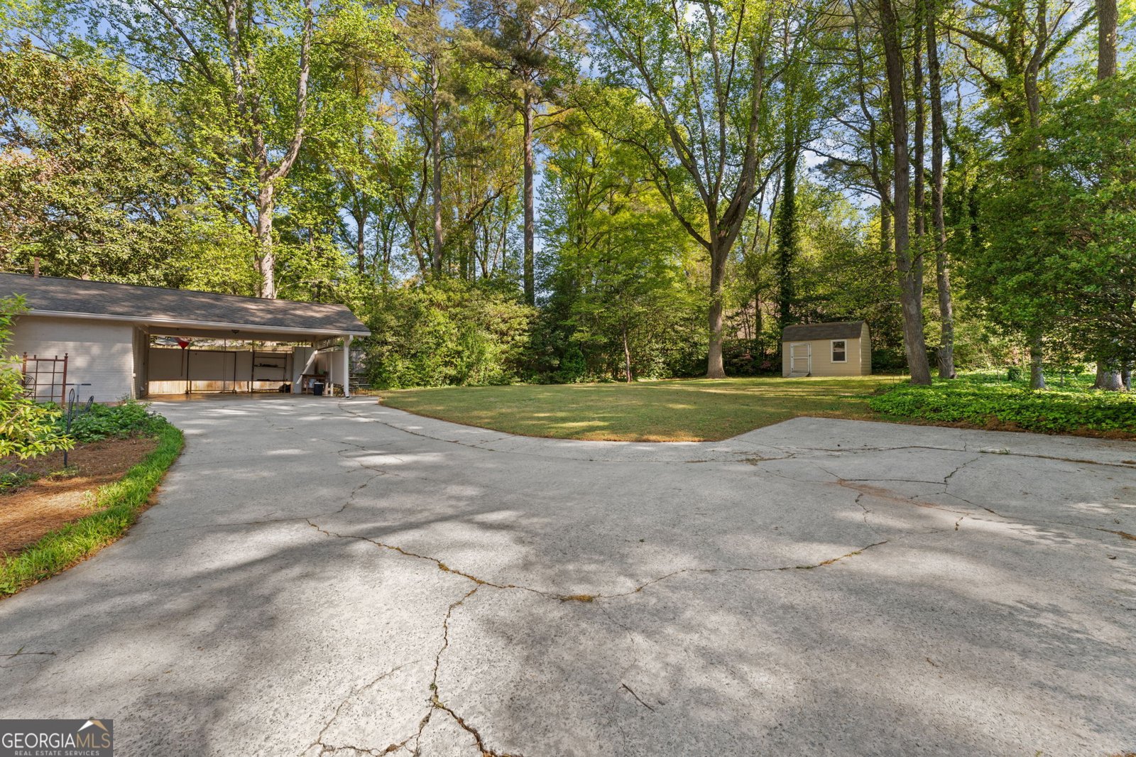 2562 Circlewood Road Atlanta - Photo 10