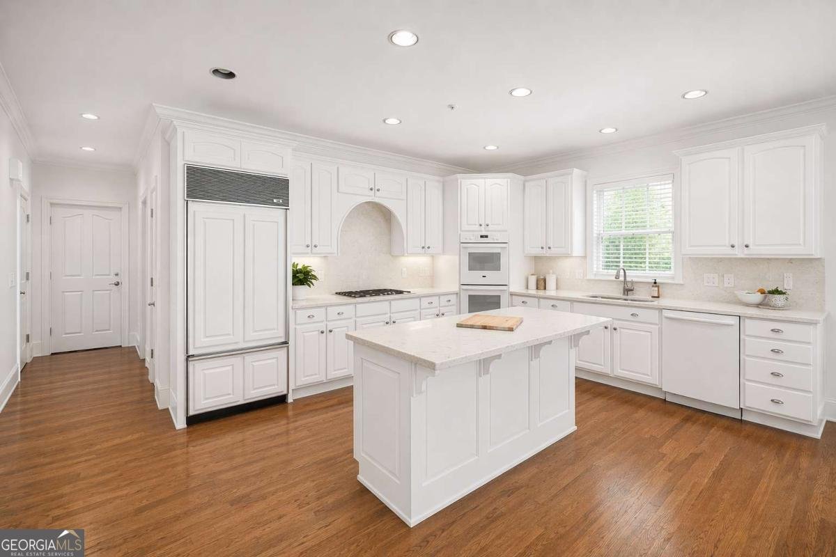 7805 Spalding Lake Drive Sandy Springs - Photo 15