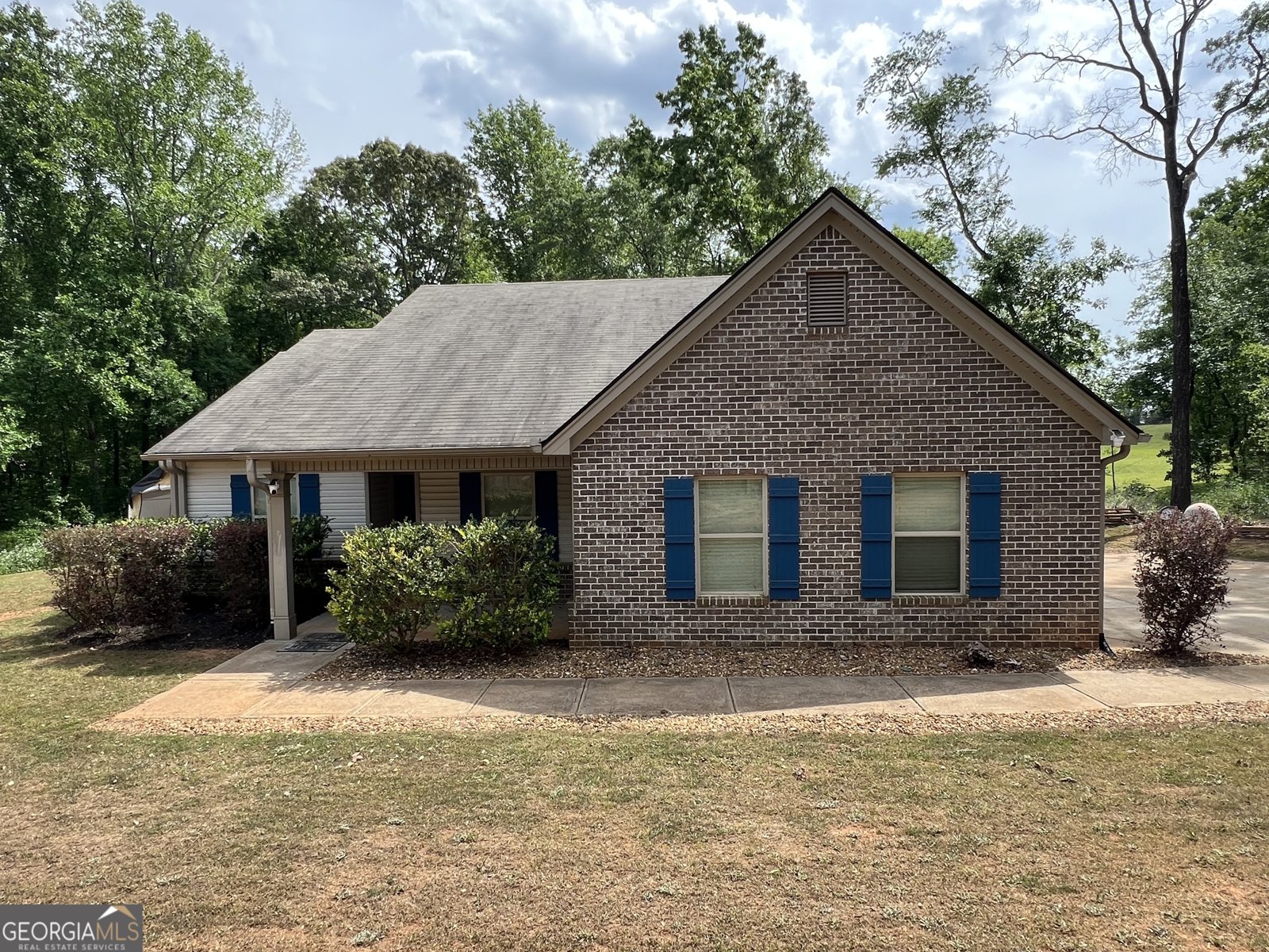 150 Paul Smith Rd Hull - Photo 1