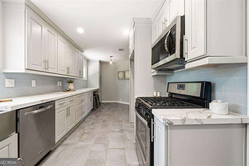 1032 Muirfield Drive Marietta - Photo 13